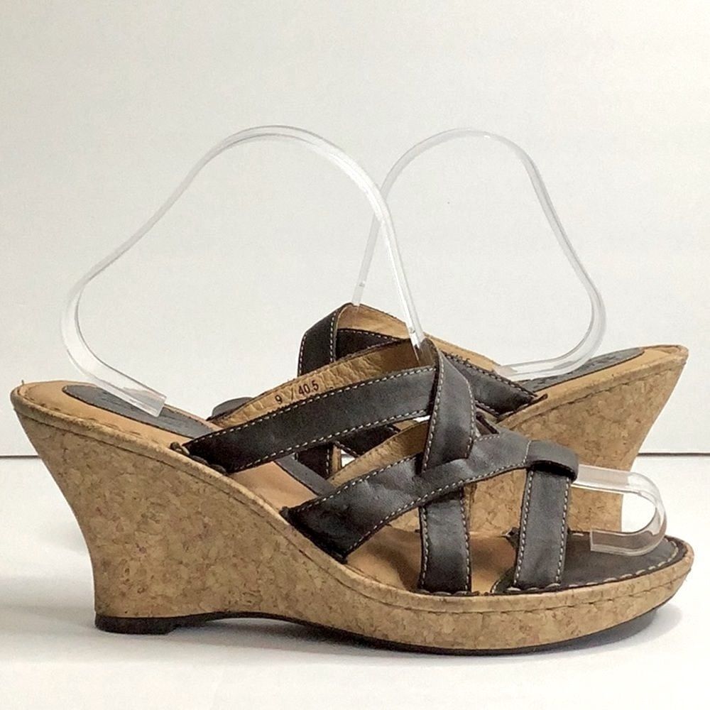 Born Brown Wedge Heel Sandals Size 9